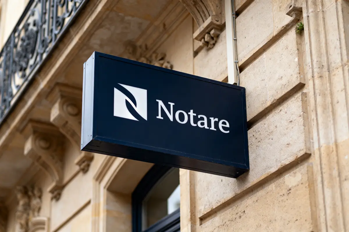 Logo de notaire : Signification, origines et symboles officiels